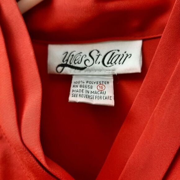 Vintage Yves St. Clair Red Pleated Button DownBlouse size 16 - Picture 3 of 12